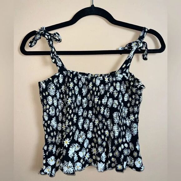 Patrons of Peace Black Daisy Print Smocked Sleeveless Peplum Crop Top Medium - Picture 1 of 6